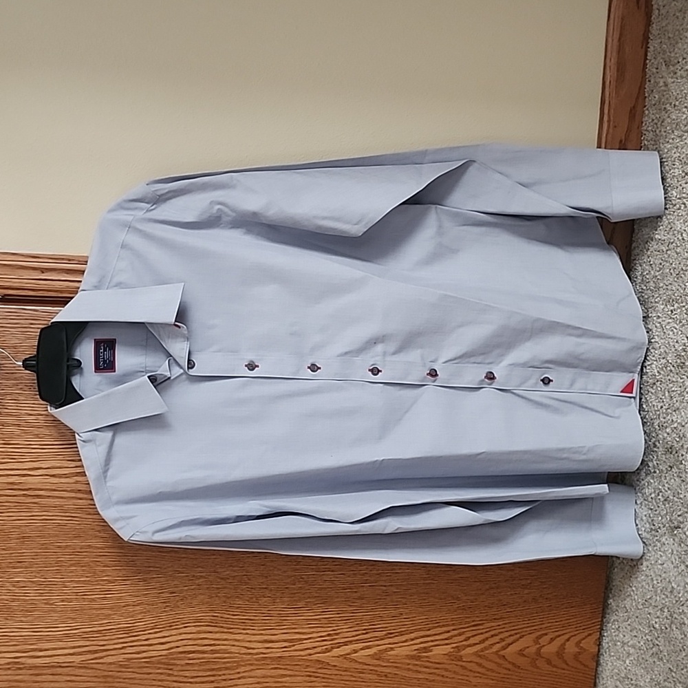 UNTUCKit mens dress shirt